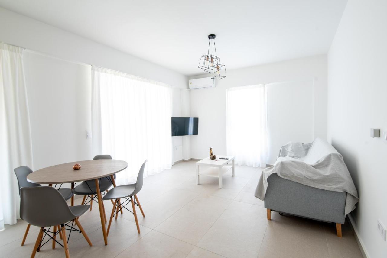 Ennea Suites-Flame Suite Flámbouras エクステリア 写真
